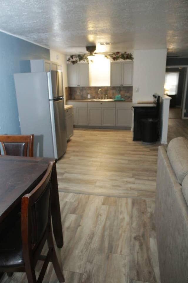 1 Bedroom With A Fireplace Close To Base Lawton Buitenkant foto